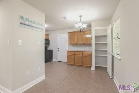$172,500 | 30678 Anderson Drive, Denham Springs, LA 70726