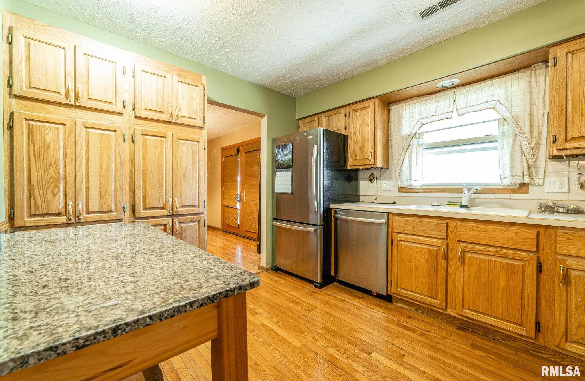 2900 Taylor Avenue, Unit 7 Springfield, IL 62703 - Photo 6 of 12 Gallery Image 6