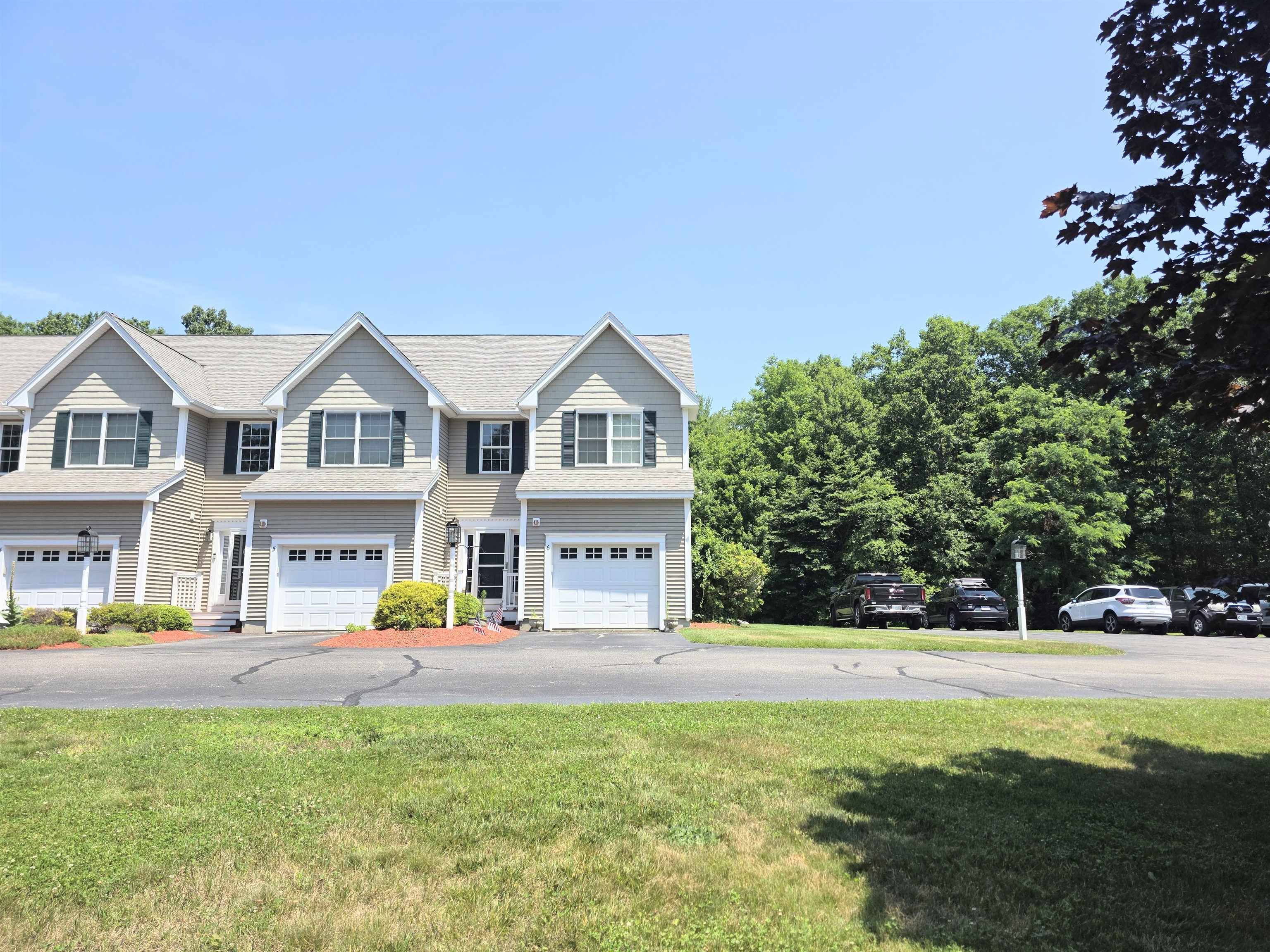 624 Main Street, Unit 6 Fremont, NH 03044 - Photo 3 of 33
