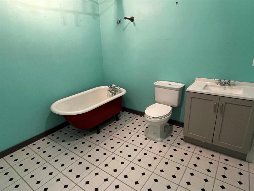 2190 West Fm 574 Road West Mullin, TX 76864 - Photo 12 of 40 In shop