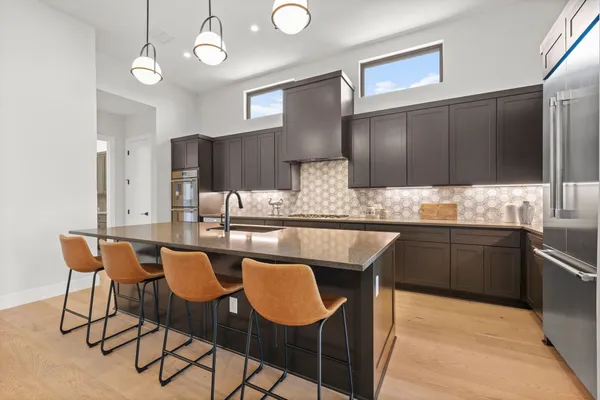 $844,900 | 2308 Kahala Sunset Drive, Spicewood, TX 78669
