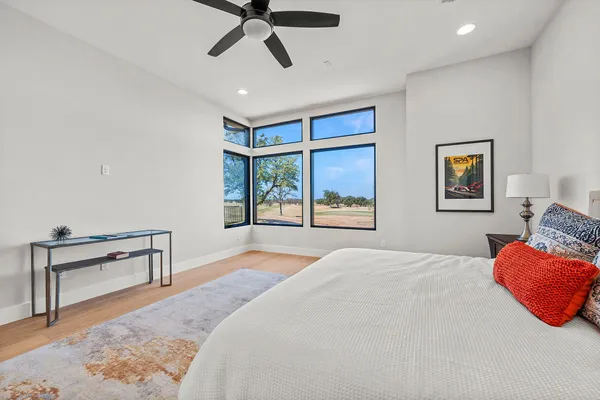 $844,900 | 2308 Kahala Sunset Drive, Spicewood, TX 78669