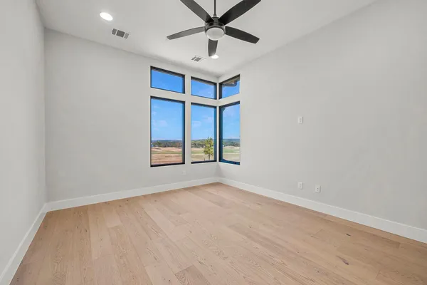 $844,900 | 2308 Kahala Sunset Drive, Spicewood, TX 78669