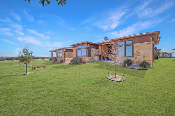 $844,900 | 2308 Kahala Sunset Drive, Spicewood, TX 78669
