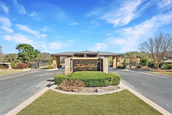 $844,900 | 2308 Kahala Sunset Drive, Spicewood, TX 78669
