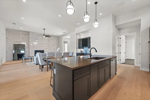 $844,900 | 2308 Kahala Sunset Drive, Spicewood, TX 78669