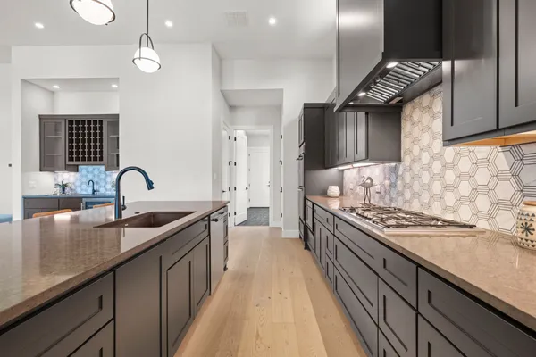 $844,900 | 2308 Kahala Sunset Drive, Spicewood, TX 78669