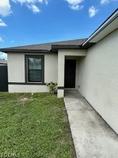 a house view with a outdoor space
