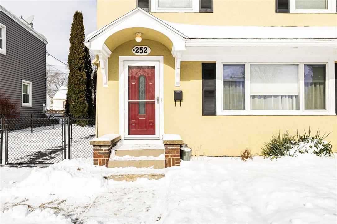 252 Brockley Road Irondequoit, NY 14609 - Photo 2 of 30