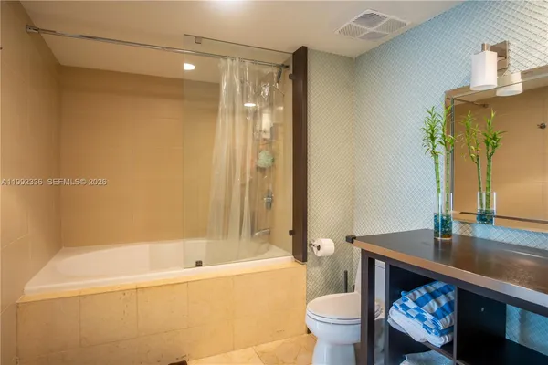 $4,300 | 1850 South Ocean Drive, Unit 3509, Hallandale Beach, FL 33009