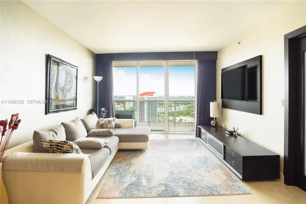 $4,300 | 1850 South Ocean Drive, Unit 3509, Hallandale Beach, FL 33009