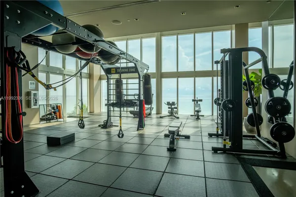 $4,300 | 1850 South Ocean Drive, Unit 3509, Hallandale Beach, FL 33009