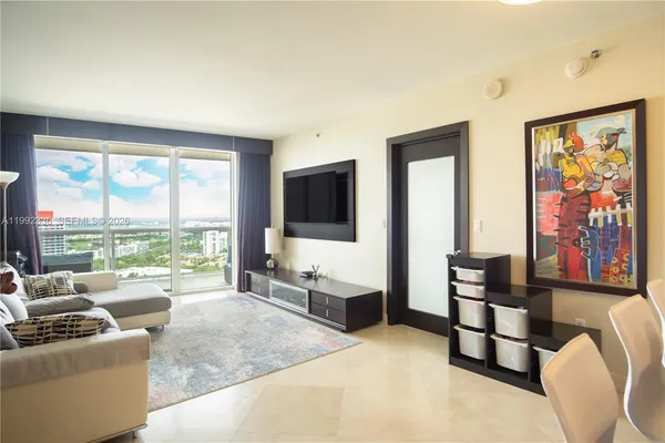 $4,300 | 1850 South Ocean Drive, Unit 3509, Hallandale Beach, FL 33009