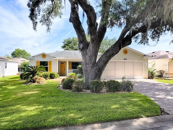 $239,900 | 1033 Meadowbend Drive, Leesburg, FL 34748