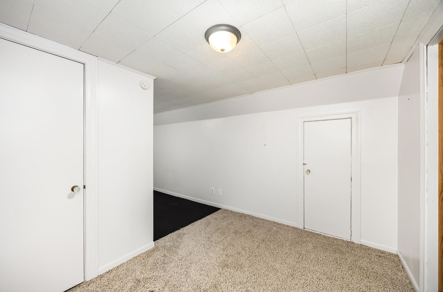 1242 Highway 229 Batesville, IN 47006 - Photo 16 of 29