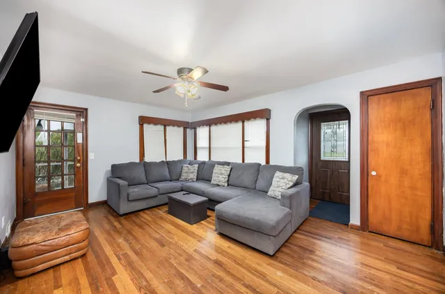 $250,000 | 1242 Highway 229, Batesville, IN 47006