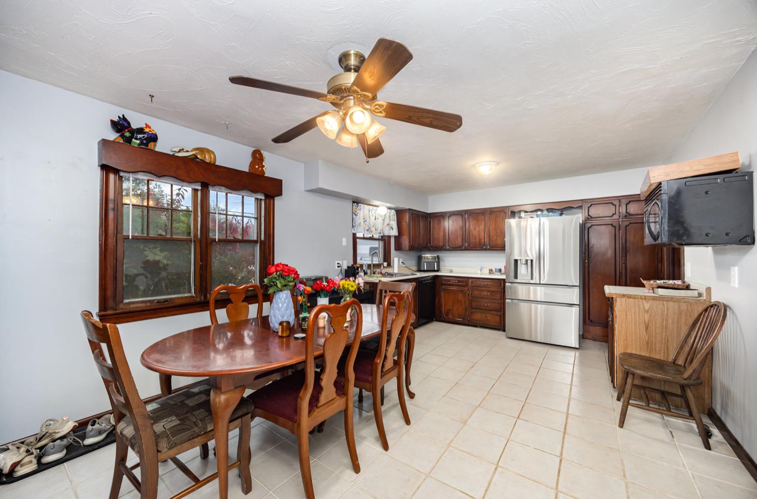 1242 Highway 229 Batesville, IN 47006 - Photo 5 of 29