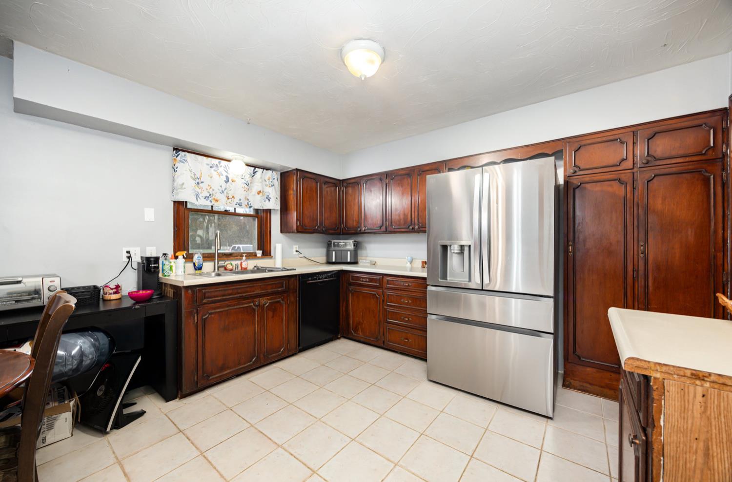 1242 Highway 229 Batesville, IN 47006 - Photo 6 of 29