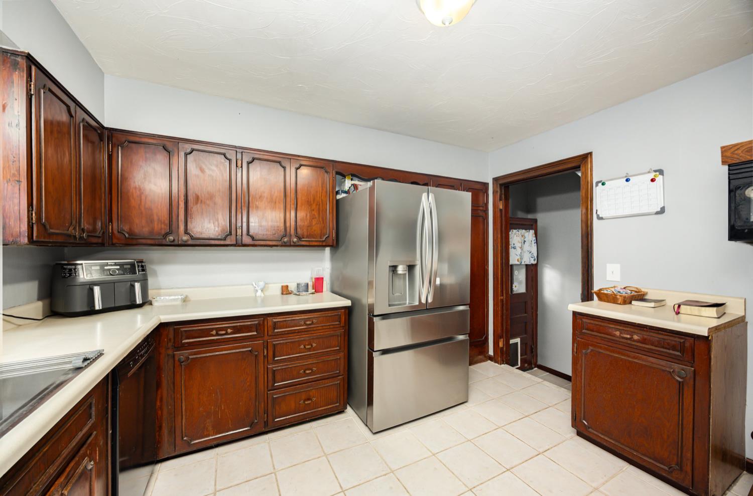 1242 Highway 229 Batesville, IN 47006 - Photo 7 of 29