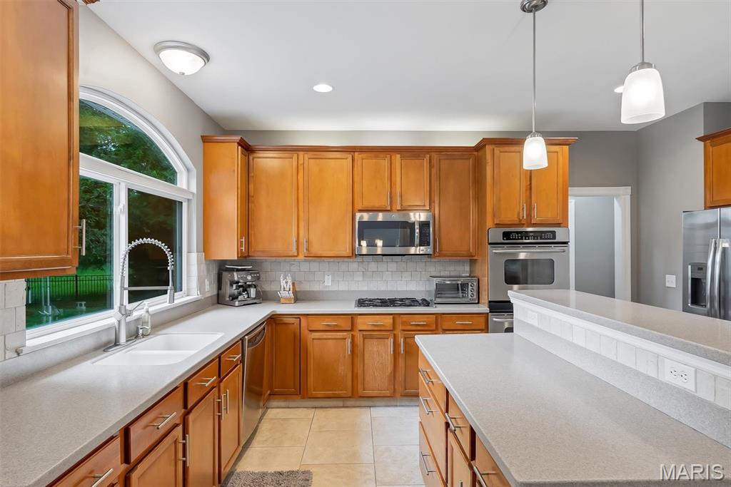 335 Summit Road Fenton, MO 63026 - Photo 14 of 67
