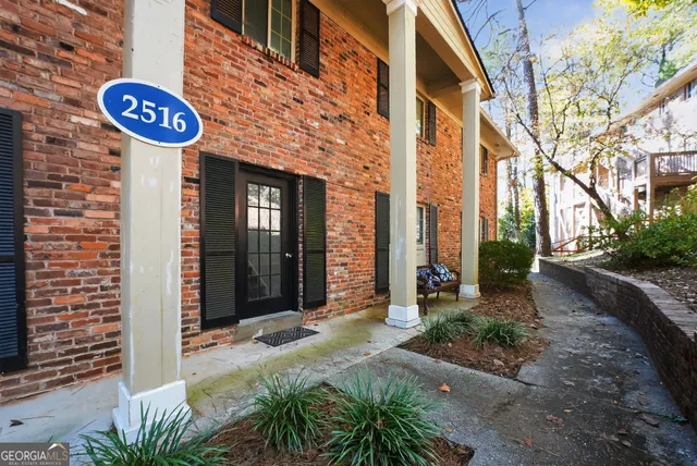 $1,700 | 2516 Peachwood Circle Northeast, Unit 1, Atlanta, GA 30345