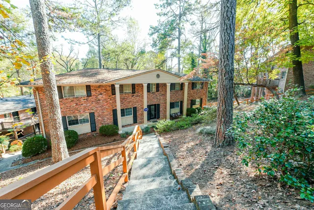 $1,700 | 2516 Peachwood Circle Northeast, Unit 1, Atlanta, GA 30345