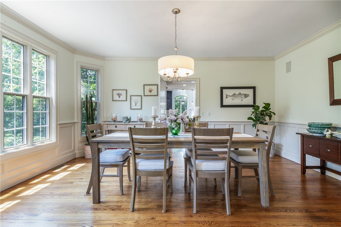 60 Gray Craig Road Middletown, RI 02842 - Photo 11 of 38