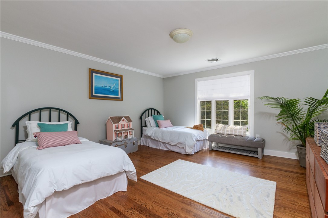 60 Gray Craig Road Middletown, RI 02842 - Photo 26 of 38