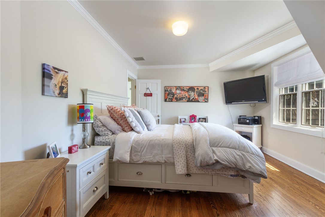 60 Gray Craig Road Middletown, RI 02842 - Photo 28 of 38