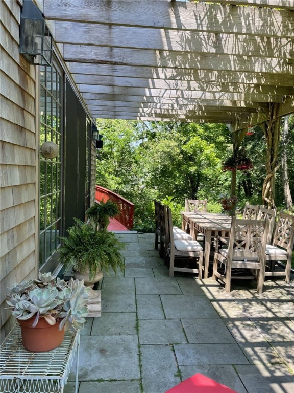 60 Gray Craig Road Middletown, RI 02842 - Photo 34 of 38