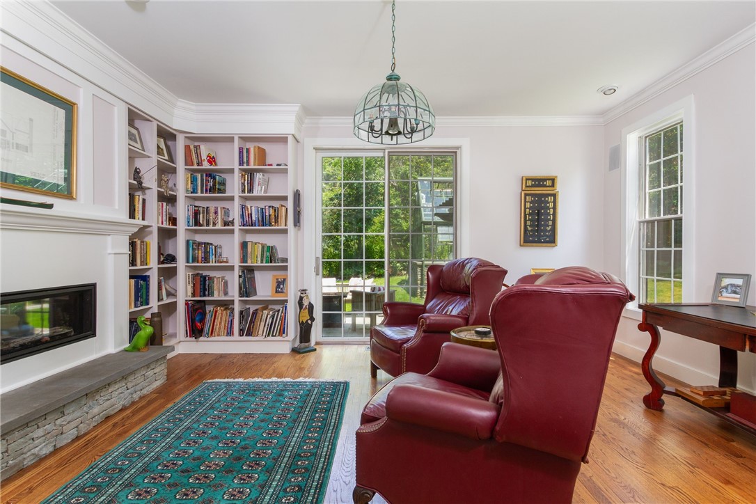 60 Gray Craig Road Middletown, RI 02842 - Photo 10 of 38