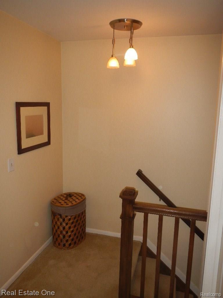 435 Worthington Road Canton, MI 48188 - Photo 29 of 32 DSCN0110.jpg