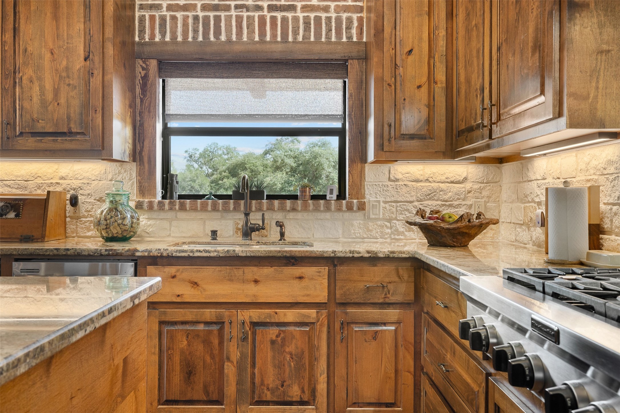 2574 FM 2434 Weimar, TX 78962 - Photo 24 of 48 Gallery Image 24
