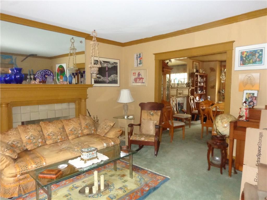 5504 Darlington Road Pittsburgh, PA 15217 - Photo 3 of 10 Gallery Image 3