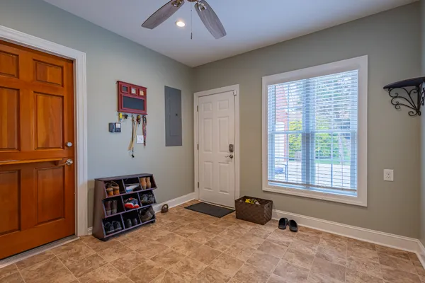 $675,000 | 306 Hillcrest Drive, Tullahoma, TN 37388