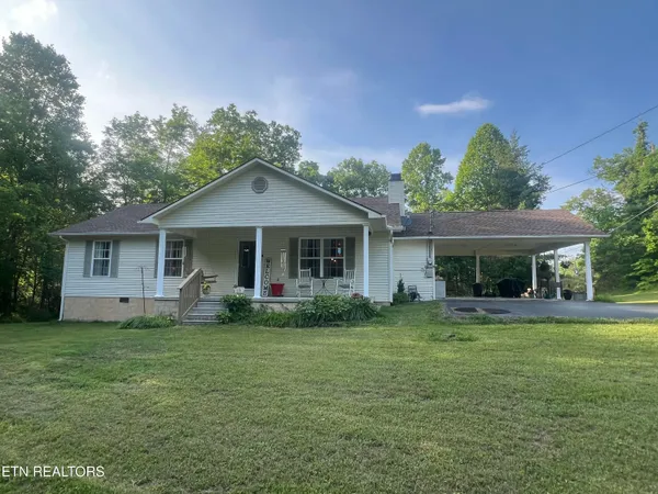 $389,900 | 6849 Morgan County Highway, Lancing, TN 37770