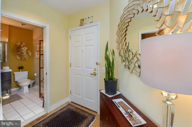 $382,000 | 1600 Arch Street, Unit 2003, Philadelphia, PA 19103