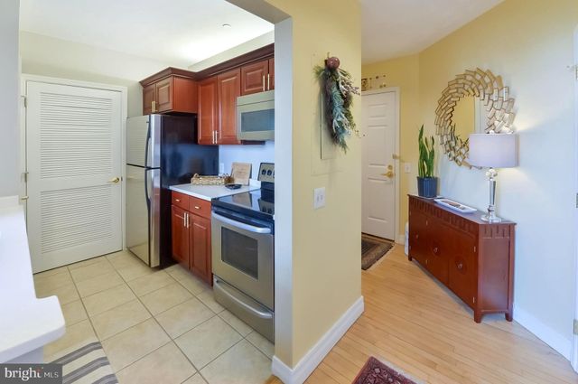 $382,000 | 1600 Arch Street, Unit 2003, Philadelphia, PA 19103