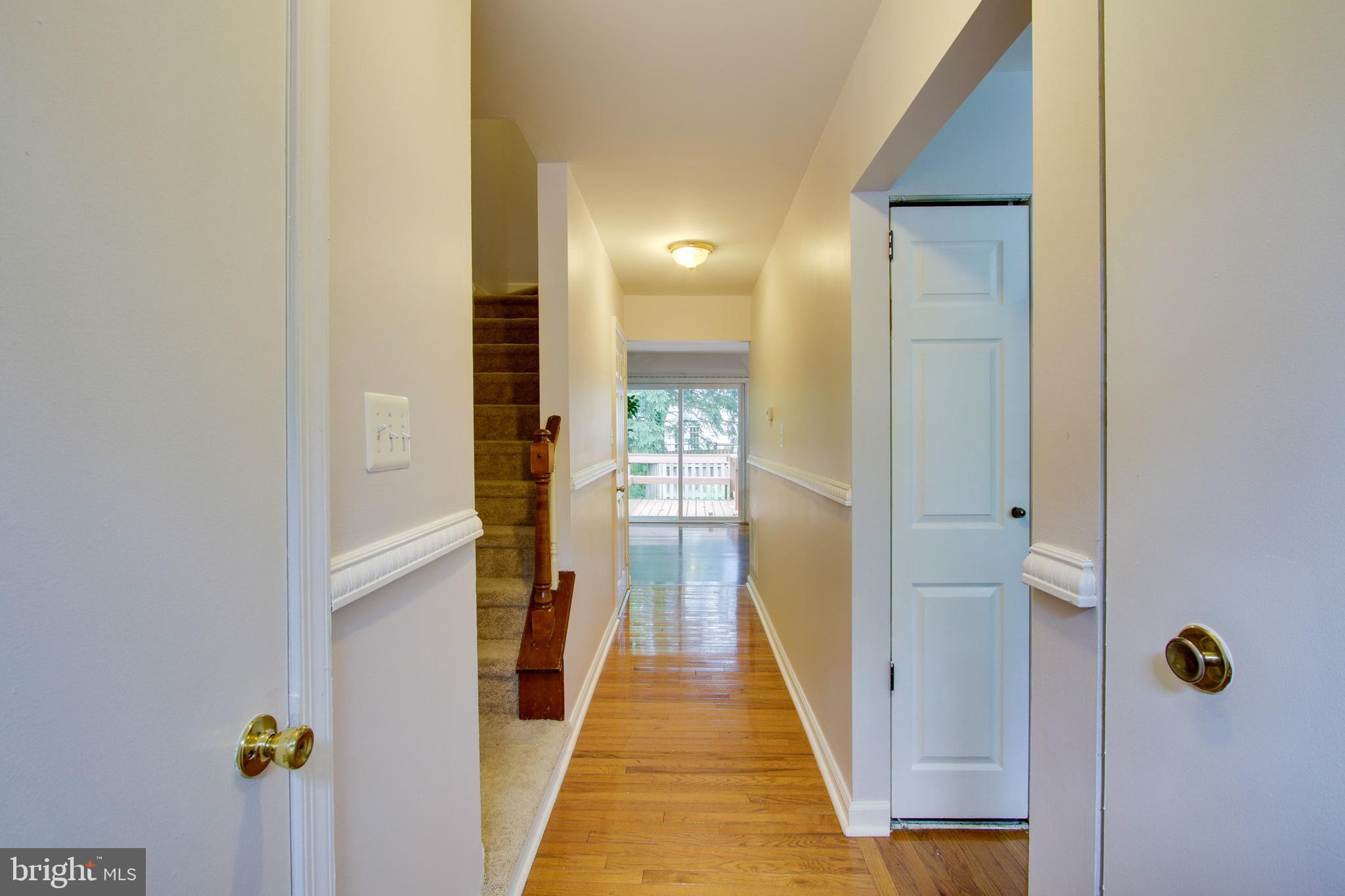 5976 Grand Banks Road Columbia, MD 21044 - Photo 3 of 35