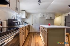 309 West Bryant Street Elm Mott, TX 76640 - Photo 5 of 16