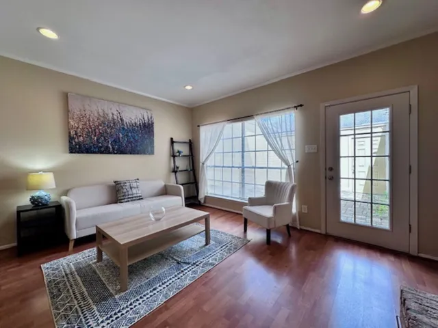 $225,000 | 2228 South Piney Point Road, Unit 109, Houston, TX 77063