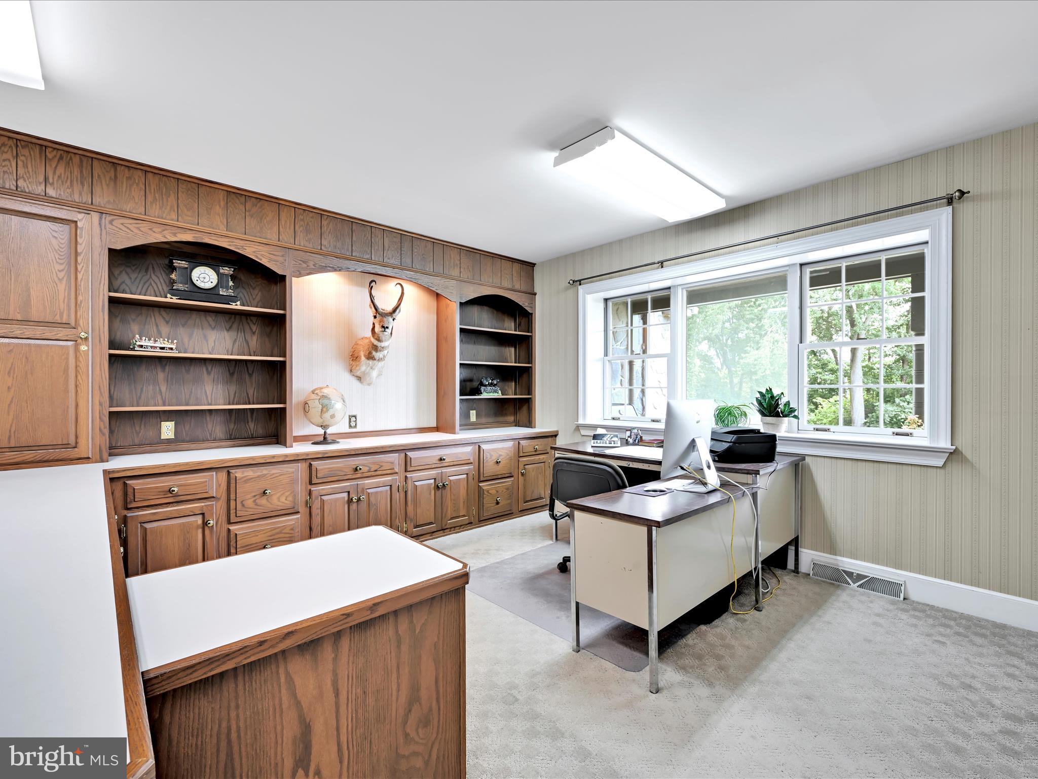 350 Indian Run Road Stevens, PA 17578 - Photo 18 of 72 Office