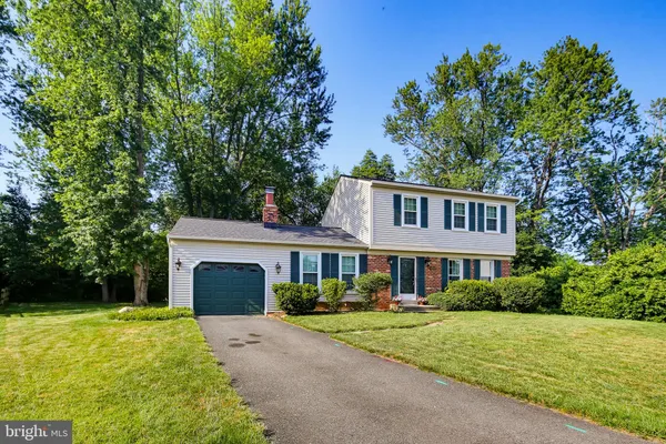 $3,250 | 18904 Blue Heron Lane, Gaithersburg, MD 20879