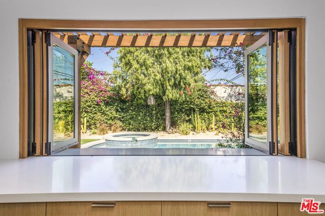 $2,595,000 | 742 North June Street, Los Angeles, CA 90038