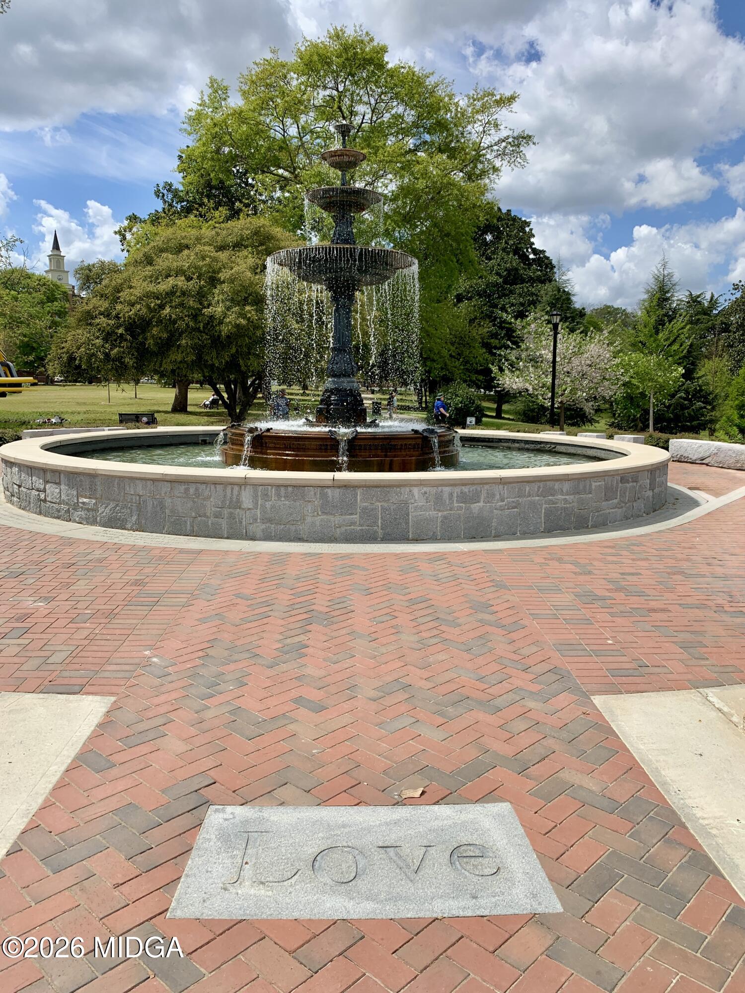 1020 Adams Street Macon, GA 31201 - Photo 39 of 41 Walk to Tatnall Square Park