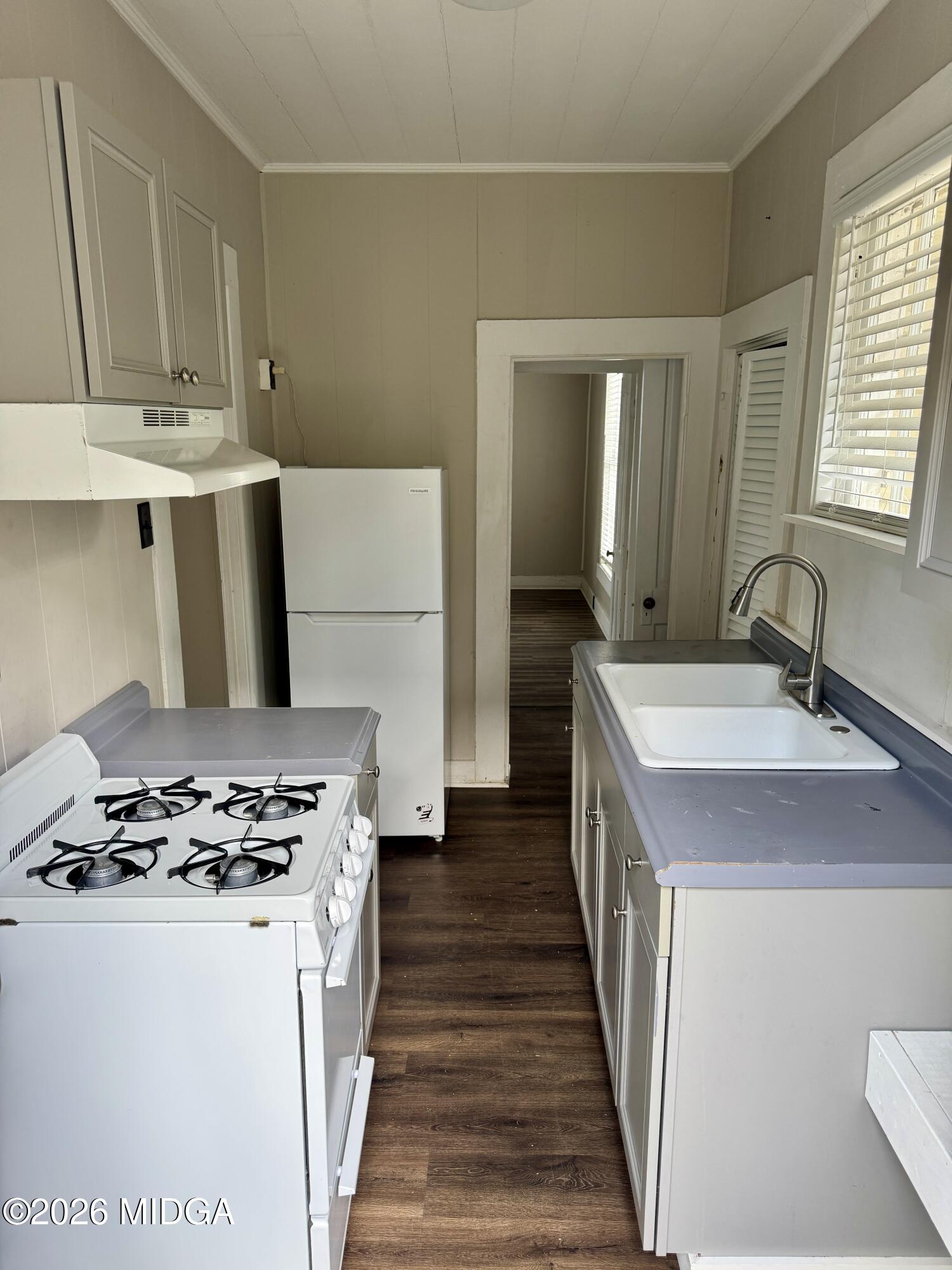 1020 Adams Street Macon, GA 31201 - Photo 8 of 41 Unit 3 - Kitchen