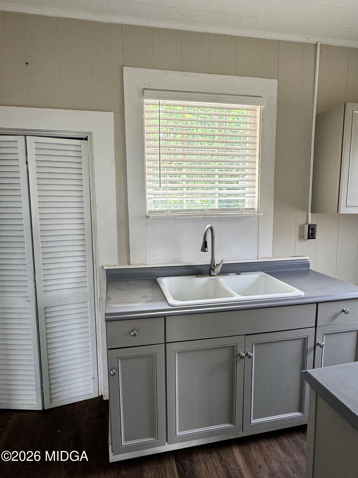 1020 Adams Street Macon, GA 31201 - Photo 9 of 41 Unit 3 - Kitchen