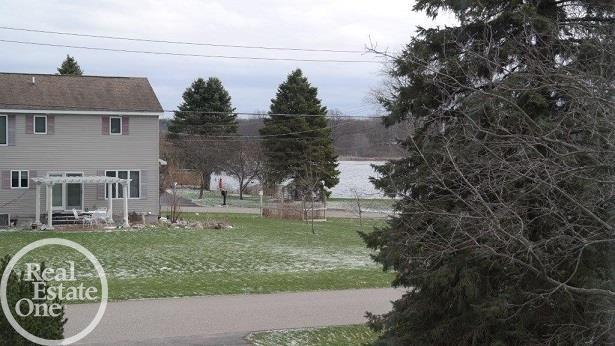 8560 Waumegah Road Clarkston, MI 48348 - Photo 29 of 30