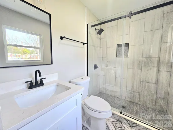 $2,400 | 2900 Enfield Road, Charlotte, NC 28205