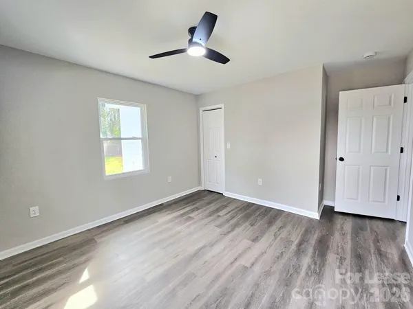 $2,400 | 2900 Enfield Road, Charlotte, NC 28205